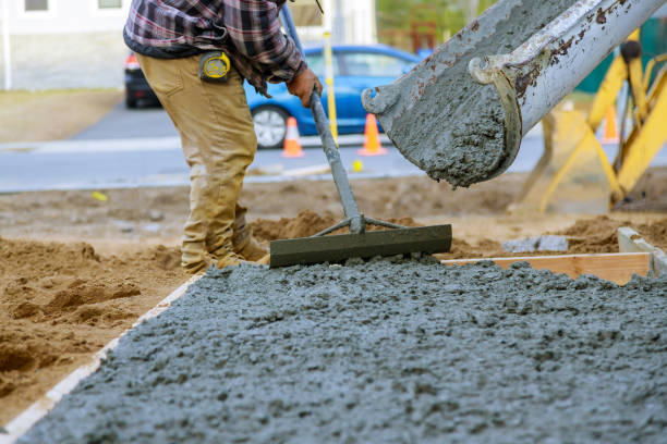Best Concrete Pool Decks in Monticello, UT